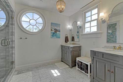Montecito Luxe Home "location, Location, Location!!" Residence