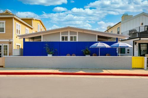 Newport Beach Blue Heaven