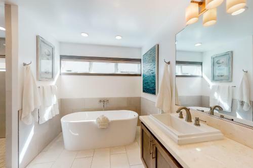 Luxury Balboa Home