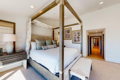 Luxury Balboa Home