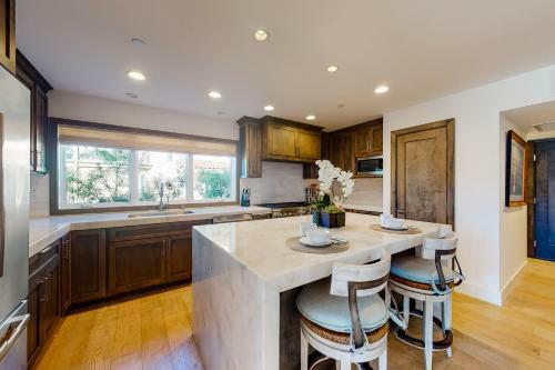 Luxury Balboa Home