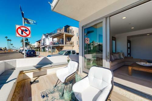 Luxury Balboa Home