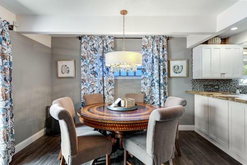 Cozy Beach Retreat