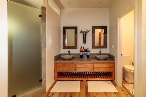 Yosemite Sandy River Retreat