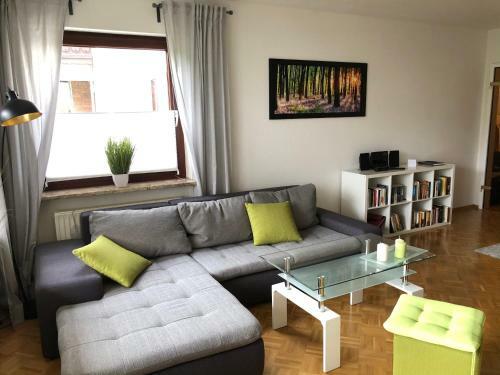 Apartamento Ferienwohnung ?am Rodenberg?