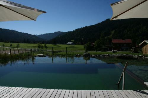 Hostal Almhof L�sser