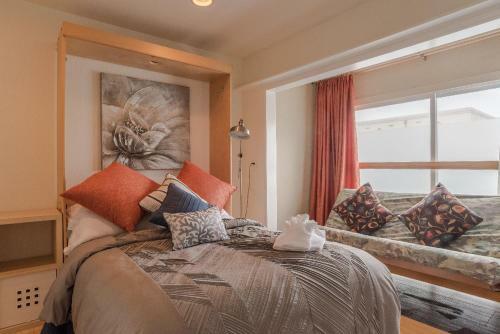 Beach Front 5b/3bt 3200sq Huge Luxury Only 7 Miles From San Francisco