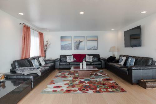 Beach Front 5b/3bt 3200sq Huge Luxury Only 7 Miles From San Francisco