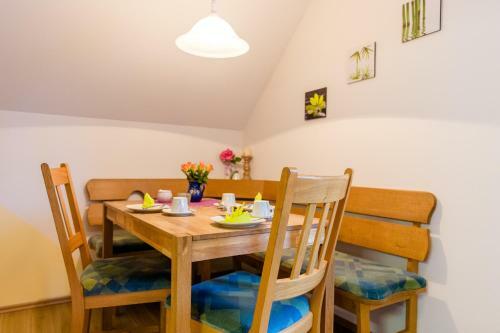 Apartamentos Ferienwohnungen Roiser