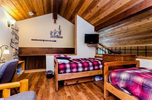 Meadow Ridge Condos