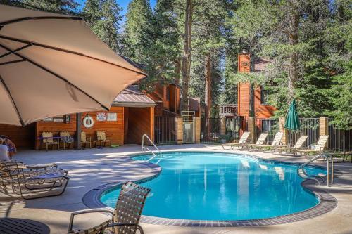 Meadow Ridge Condos