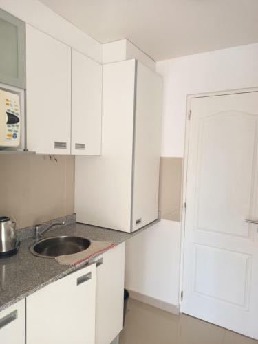 Hermoso Apartamento En Puerto Amarras!