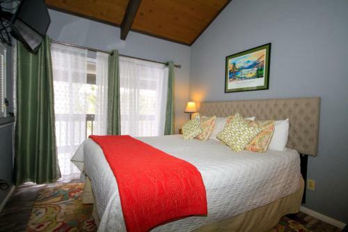 Sierra Park Villas #67