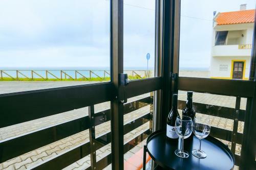 Enjoy View Apartment - Ocean, Surf, Beach, Eat & Work