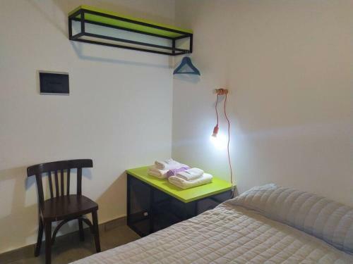 Apartamento Doble Matrimonial, Mono Verde 2 Piso