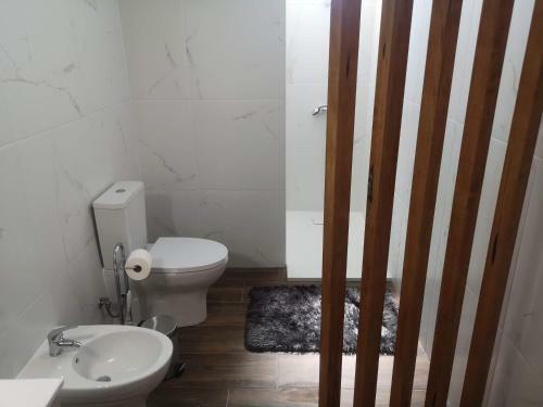 Hotel Leonchic - Guest House