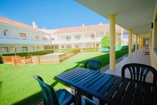 Casa Pedro - Baleal Beach, Balcony, Pool