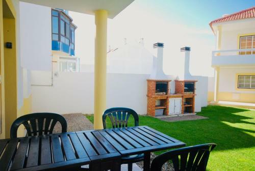 Casa Pedro - Baleal Beach, Balcony, Pool