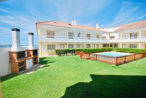 Casa Pedro - Baleal Beach, Balcony, Pool