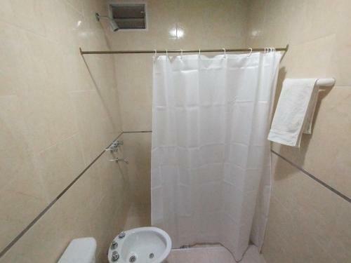 Habitaci�n Con Ba�o Privado En Edificio 1er Piso