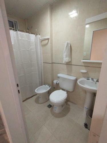 Habitaci�n Con Ba�o Privado En Edificio 1er Piso