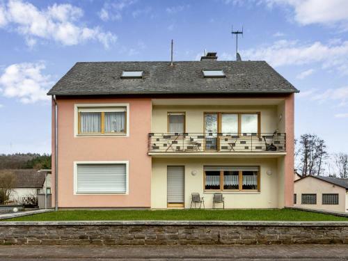 Comfortable Apartment In Bausendorf With Swimming Pool