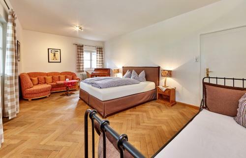 Hostal Olympiahaus