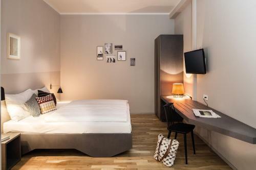 Bold Hotel