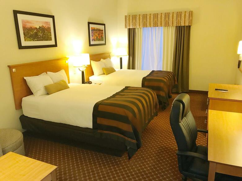 Hotel Wingate By Wyndham Louisville East