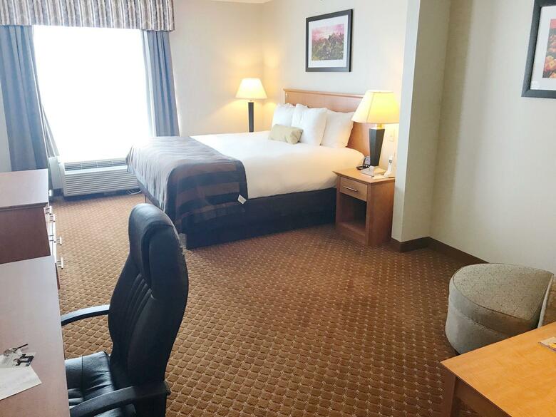 Hotel Wingate By Wyndham Louisville East