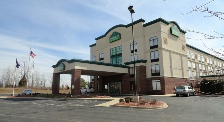 Hotel Wingate By Wyndham Louisville East