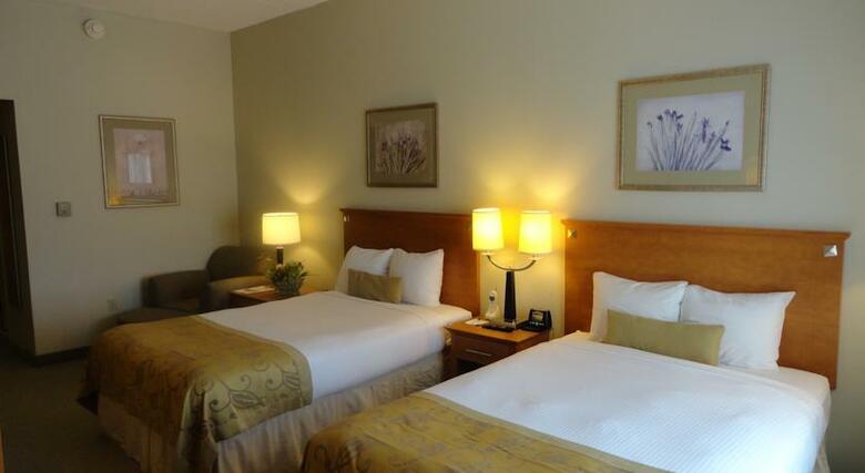 Hotel Wingate By Wyndham Louisville East