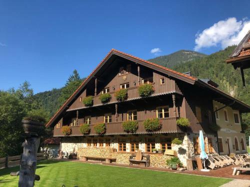 Apartamento Ferienwohnungen Zipflwirt