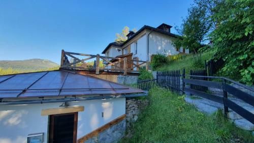 Magic House Under Arber