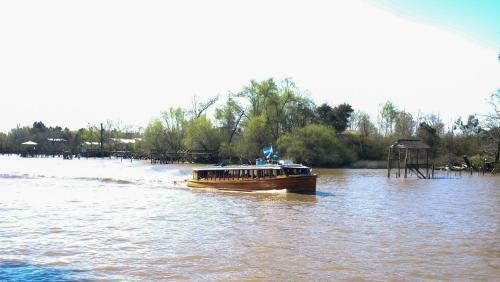 Caba�a En El Delta De Tigre