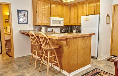Apartamento St Anton Courtyard View 2-bedroom Condos With Pool & Jacuzzi