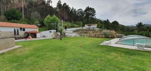 Quinta Da Tormenta -14 Pessoas- Cabeceiras De Basto 2 Casas E Piscina Privada