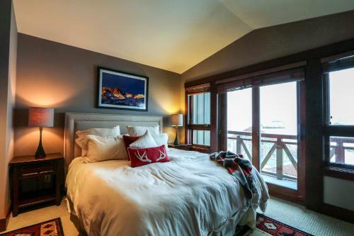Three-bedroom Townhouse