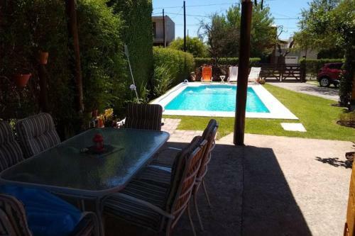 Confortable Caba�a Con Piscina A 10min De Aeropuerto