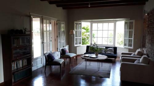 Espectacular Casa En Villa Allende