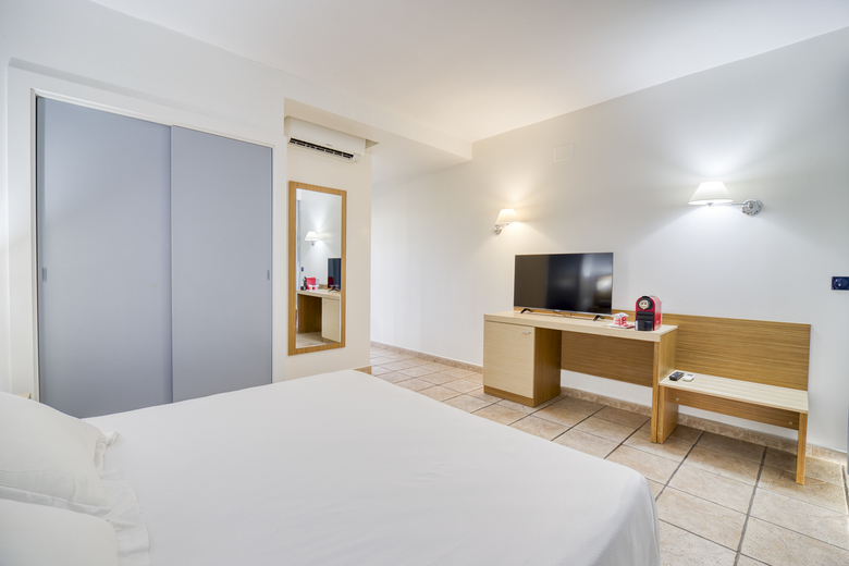 Hotel Abril