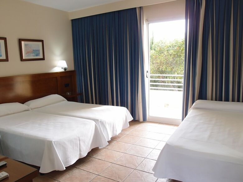 Hotel Abril