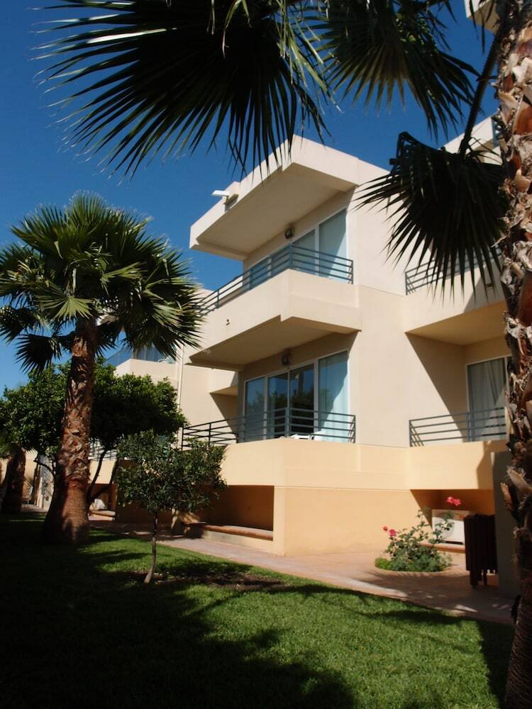 Hotel Abril