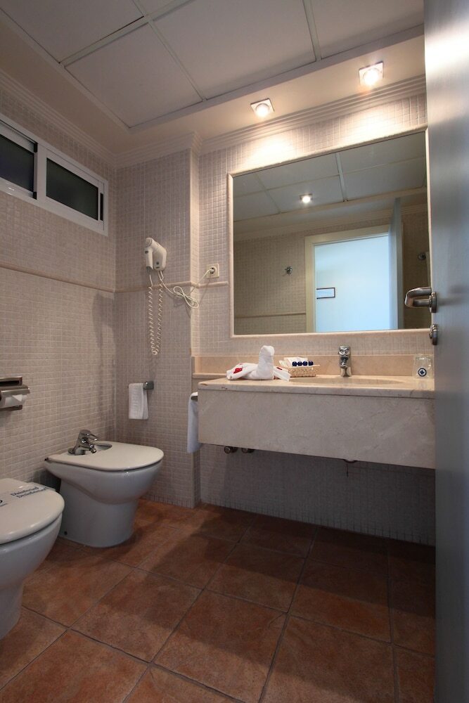 Hotel Abril