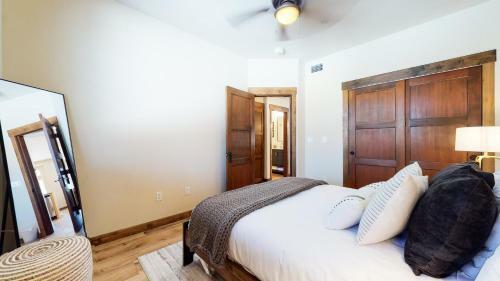 Woodwinds #1265 Townhouse