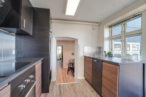 Apartamento Dejlig Lys Og Central Lejlighed T�t Ved Slotss�en
