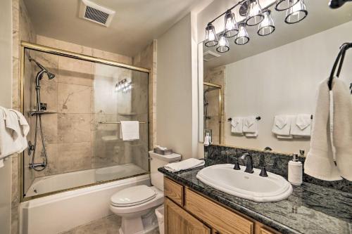 Mammoth Lakes Getaway With Shared Pool, Hot Tub