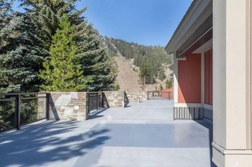 Apartamento Misty Mountain Hideaway - Views, Comfort, Pool/spa