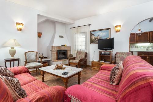 Typical Algarvian Family Home