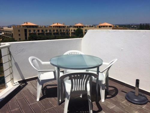 Golden Beach Apartment, Cabanas - Rua Das Giestas Lote 4 J